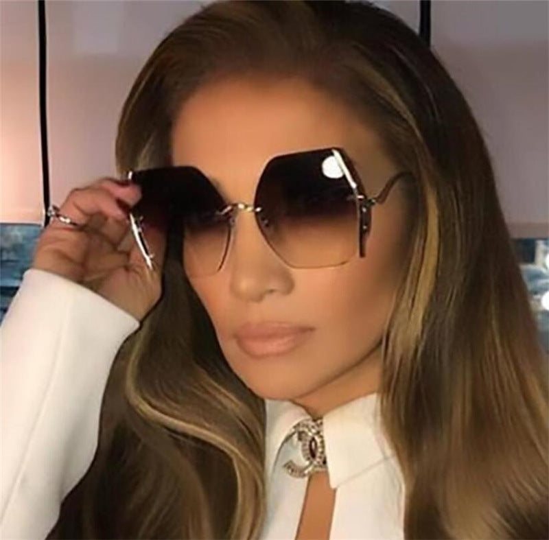 FANCY SHADES